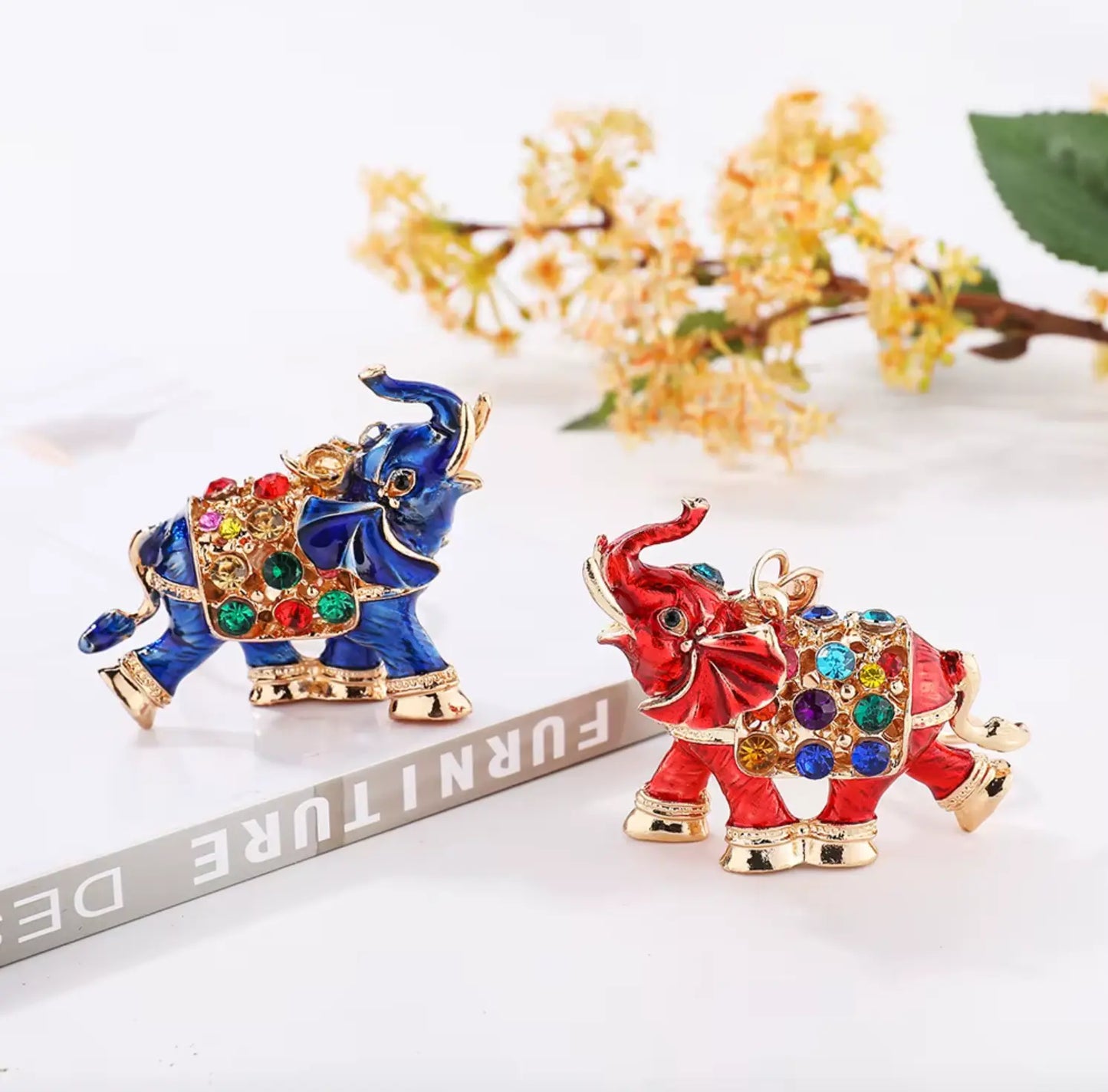 Diamond Keychains Elephant Metal and Bag Pendant Creative Small Elephant Charm Fendiz