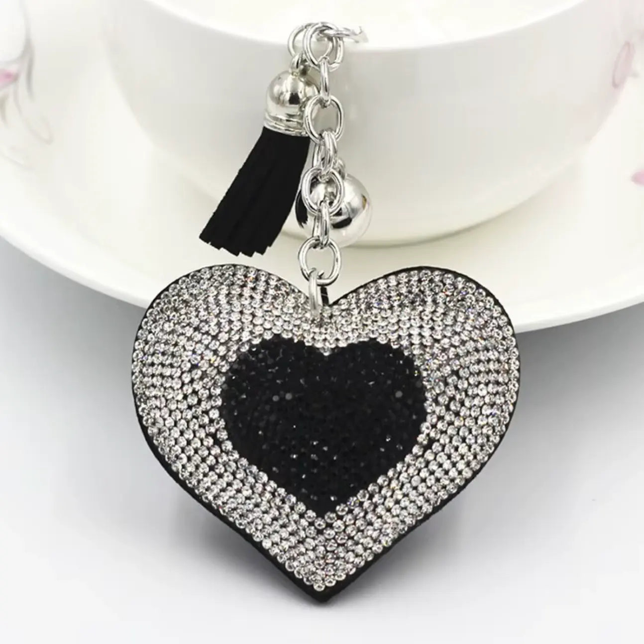 New Fendiz Fashionable two-color heart-shaped tassel rhinestone keychain