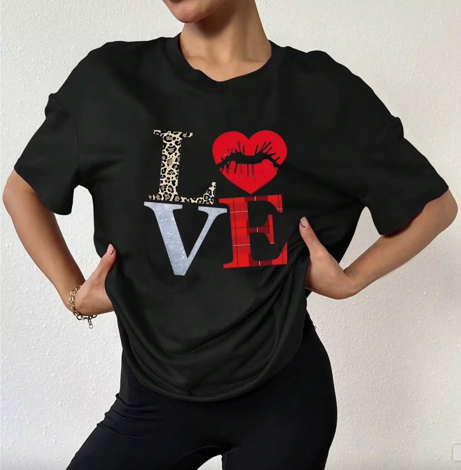 Fendiz Simple Popular LOVE Print Tshirt Sweatshirt Women t Shirt Casual Tee Outfit Short Sleeves Fendiz