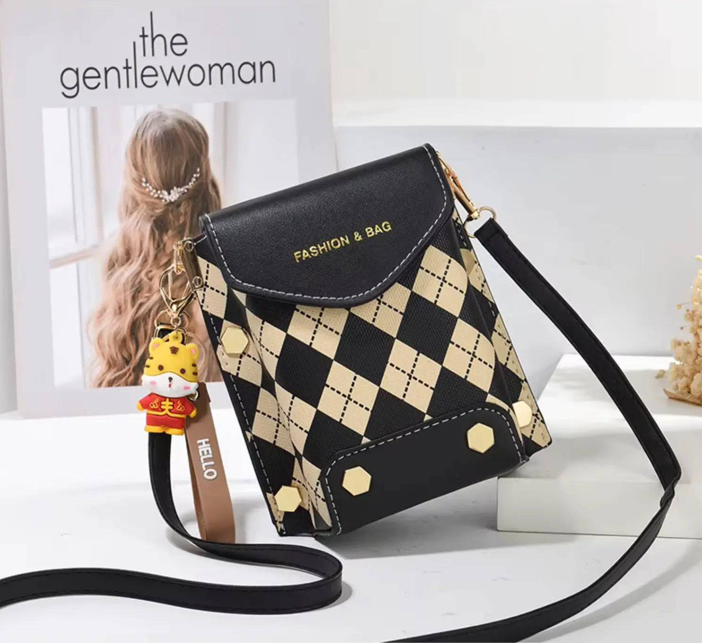 fashionable bag versatile Crossbody Messenger Bag Single Shoulder Mini Vertical Mobile Bag