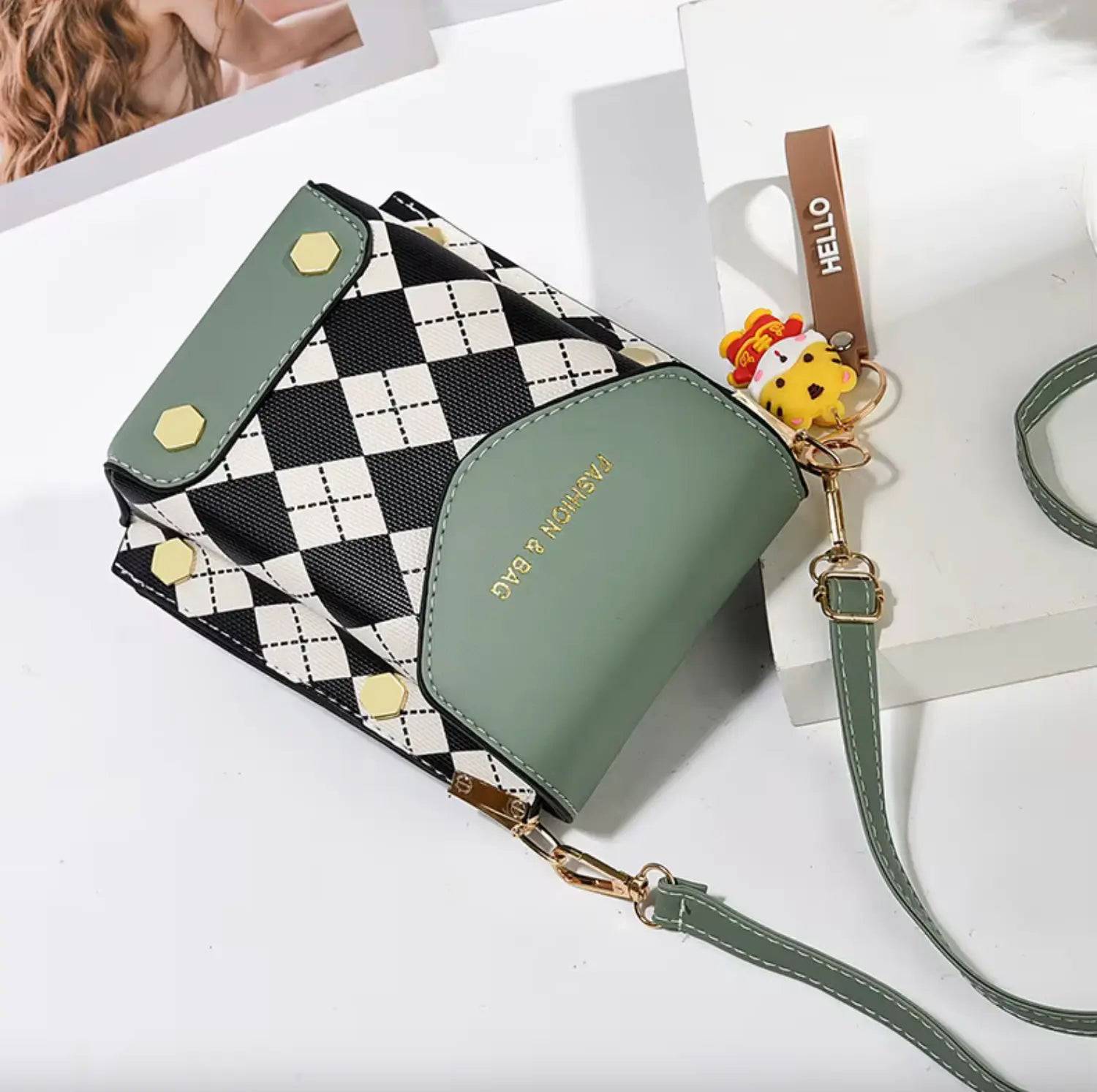 fashionable bag versatile Crossbody Messenger Bag Single Shoulder Mini Vertical Mobile Bag