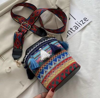 Ethnic Bucket Bags Weave Hobo PU Tassel Shoulder Bags Retro Women Fringe Bohemian Handbag