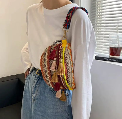 Fendiz Bag Bohemian Style Fanny Pack Crossbody Bag Waist Bag Fashion Chest Bag Casual Belt Bag Purse with Tassel