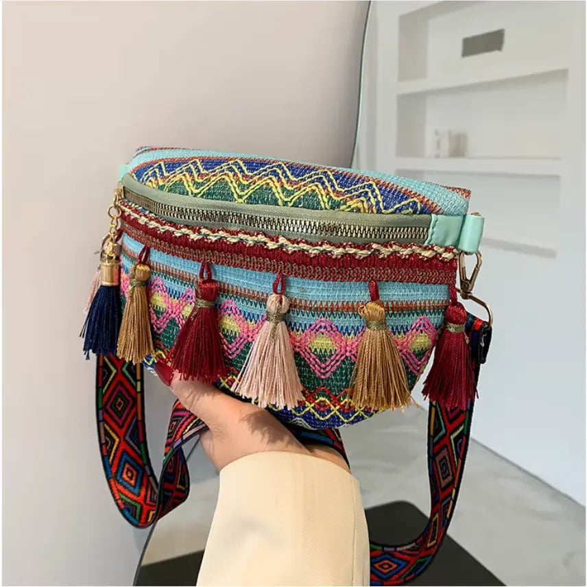 Fendiz Bag Bohemian Style Fanny Pack Crossbody Bag Waist Bag Fashion Chest Bag Casual Belt Bag Purse with Tassel