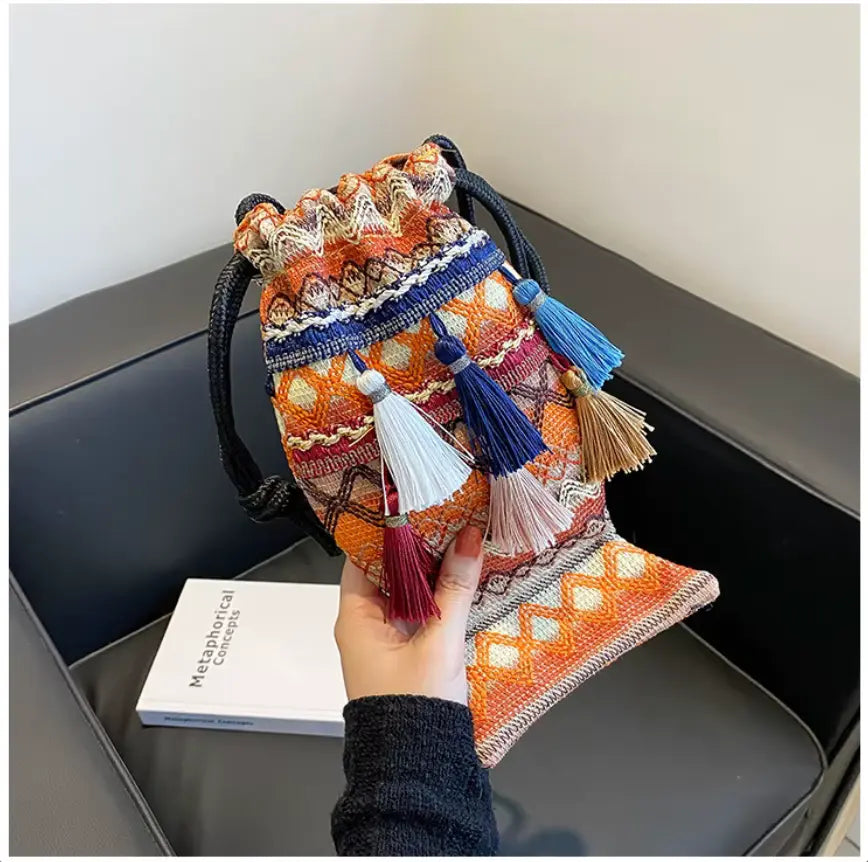 New Fendiz Bohemian Women trendy tassel bag Shoulder Bag Ethnic Cross body Bags Ladies Handbag