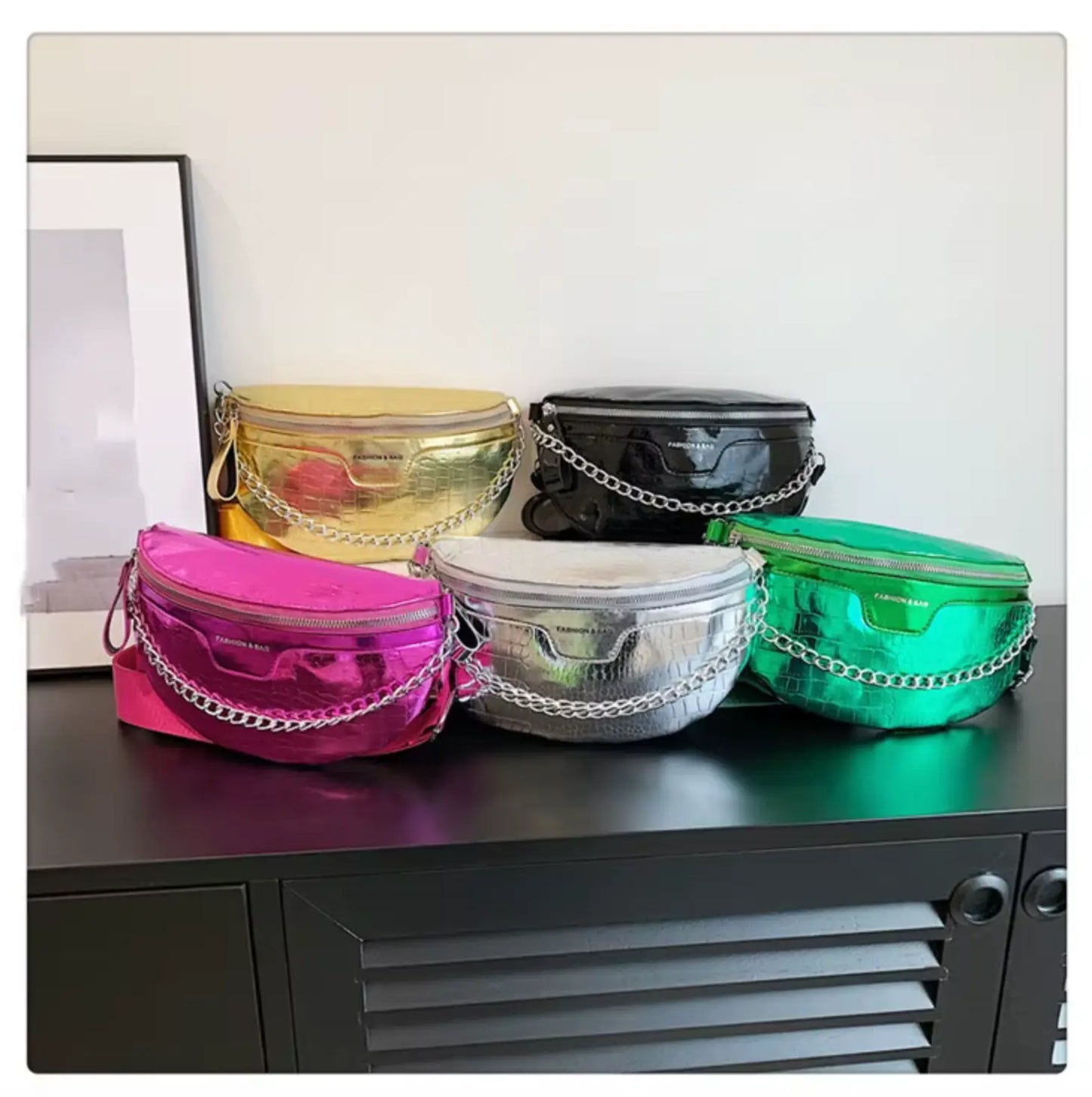 New New Fashion Metallic Leather Fanny Pack Large Capacity Chest Bags Women Waist Bag