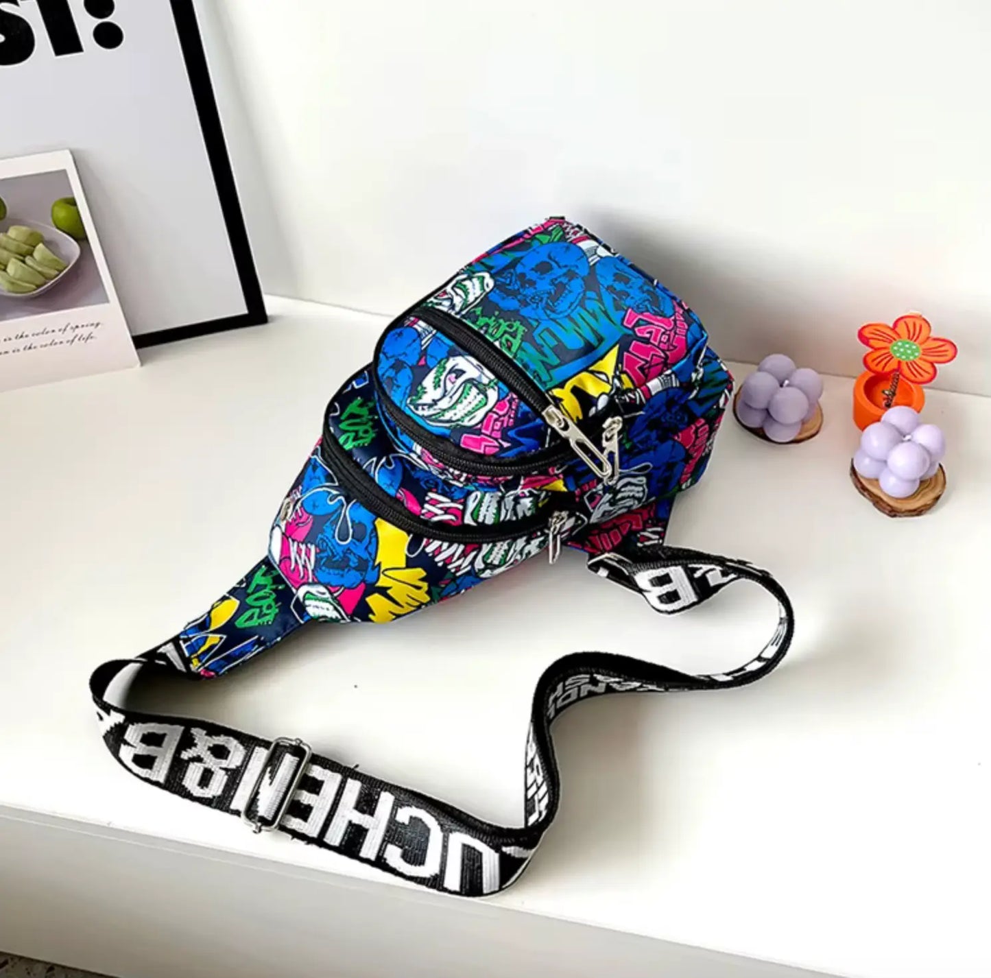 New kids fanny packSmall Graffiti Print Toddler Fanny Pack Crossbody Waist Bag for Kids Nylon Purses Chest Bag Shoulder Sling Bag