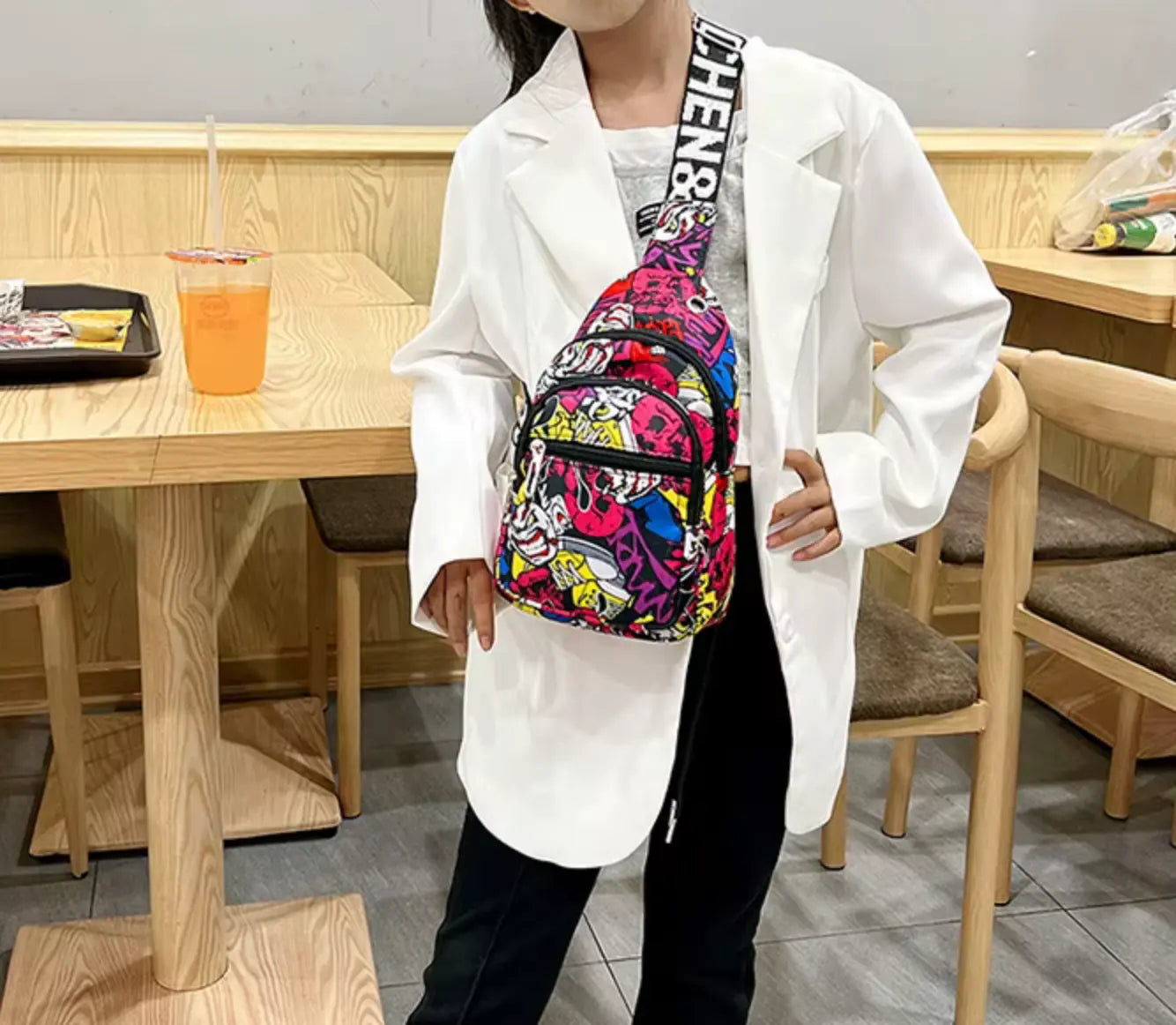 New kids fanny packSmall Graffiti Print Toddler Fanny Pack Crossbody Waist Bag for Kids Nylon Purses Chest Bag Shoulder Sling Bag