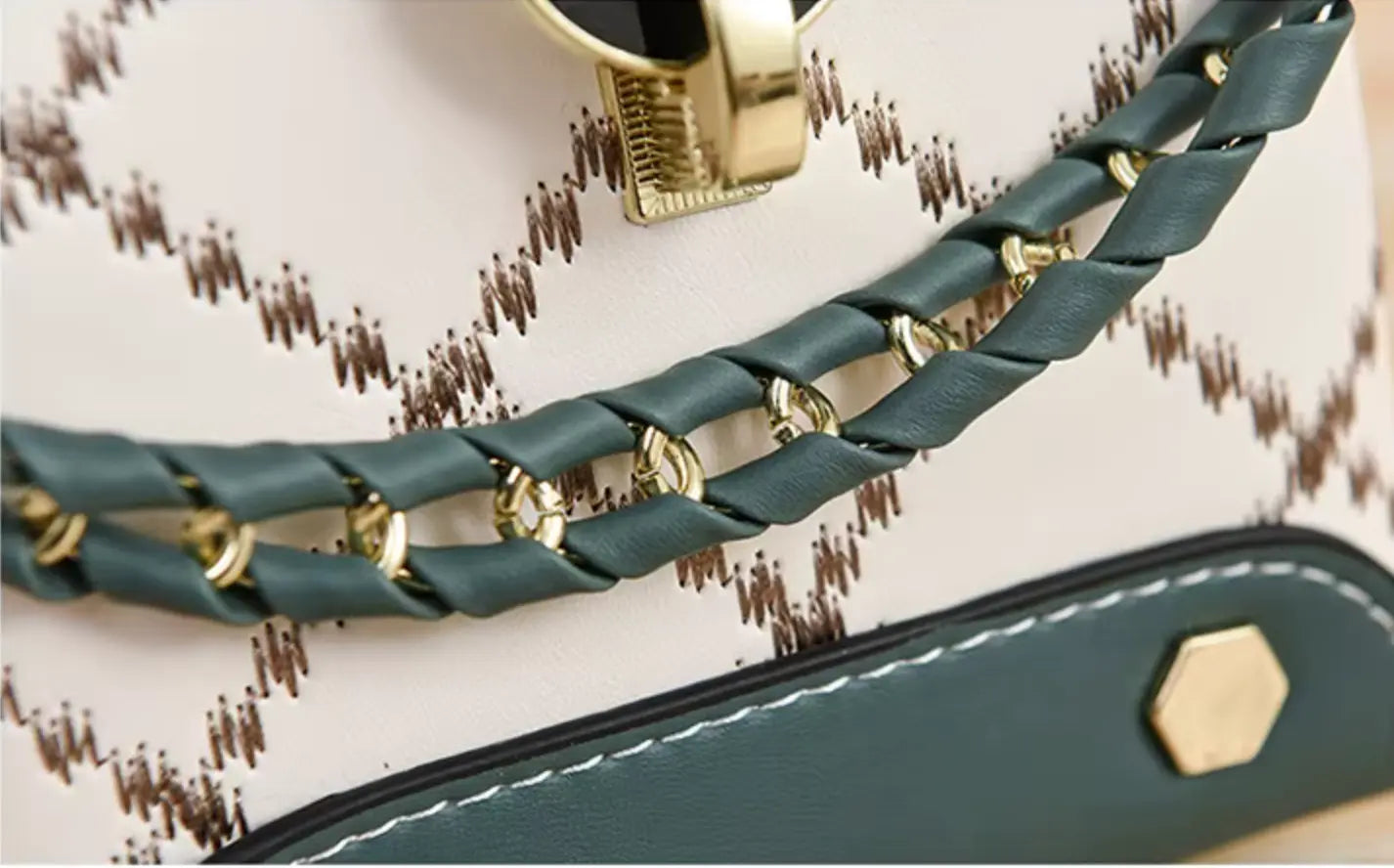 Fendiz Trendy Small Crossbody Bags Cell Phone Purse Shoulder Handbags with Wide Strap