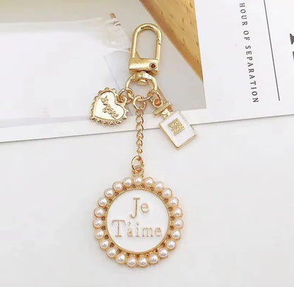 Diamond Keychain Perfume Bottle Bow Pearl Diy Bling Bag Pendant Charm Heart