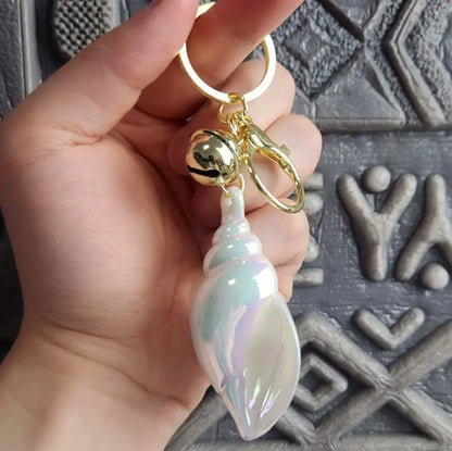 Large Colored Conch Keychain For Fashionable Metal Bag Car Pendant with Acrylic