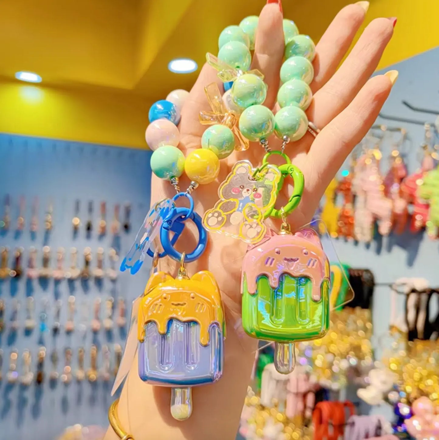 Lilangda New Bag Pendant Accessories Candy Colored Acrylic Ice Cream Beaded Keychains