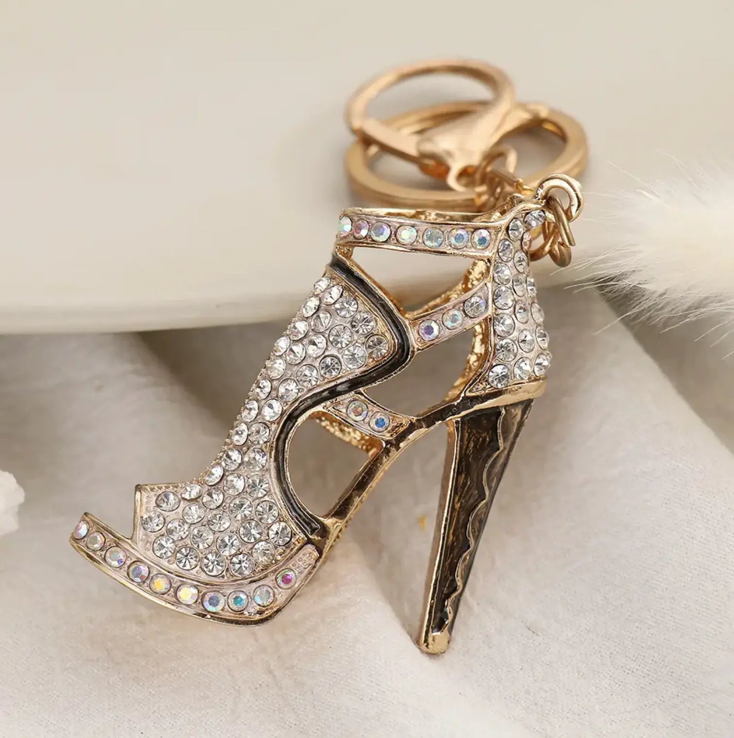 Metal Mini Women high-heeled shoes keychain Key Charms Chain