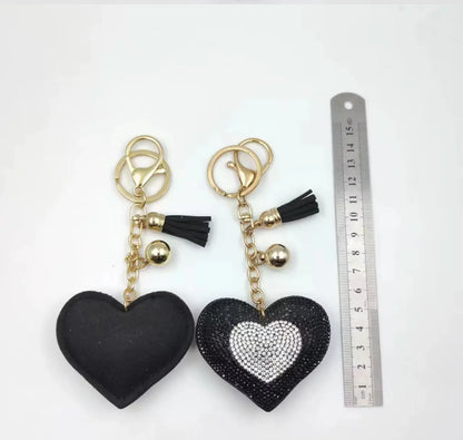 New Fendiz Fashionable two-color heart-shaped tassel rhinestone keychain