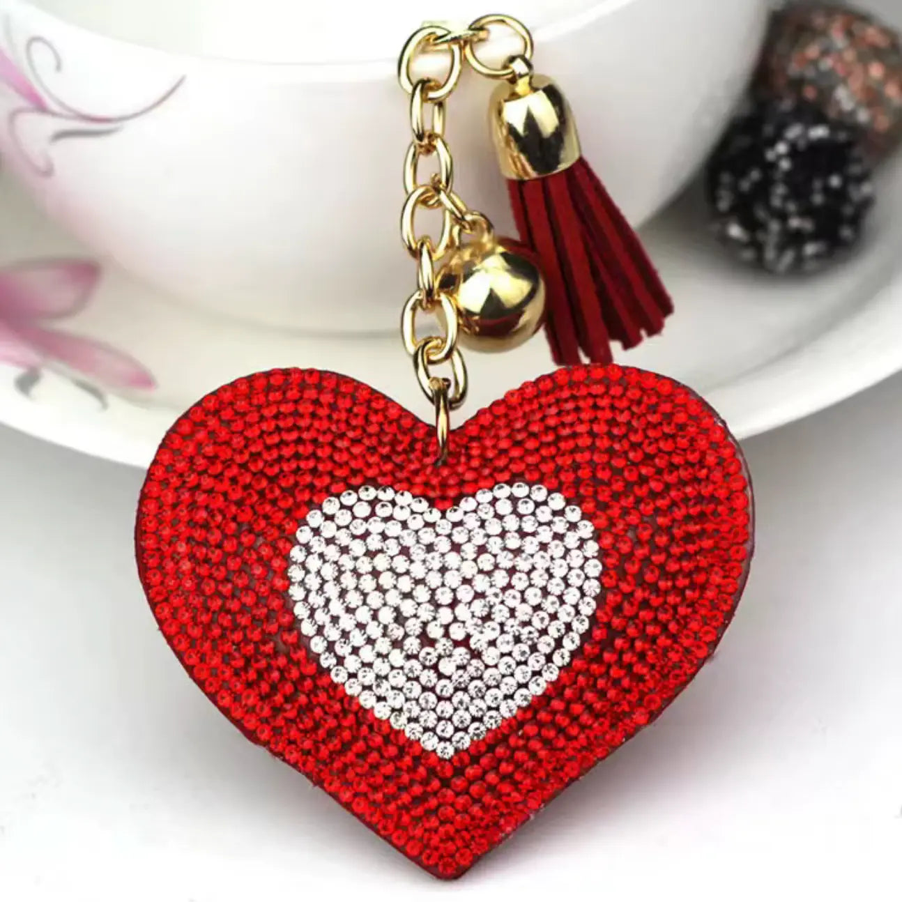 New Fendiz Fashionable two-color heart-shaped tassel rhinestone keychain