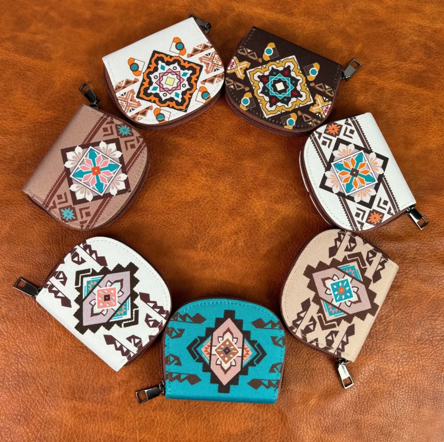 Fendiz Trendy small crossbody bags Style Mini Wallet Change Purse Aztec Pattern Coin Pouch