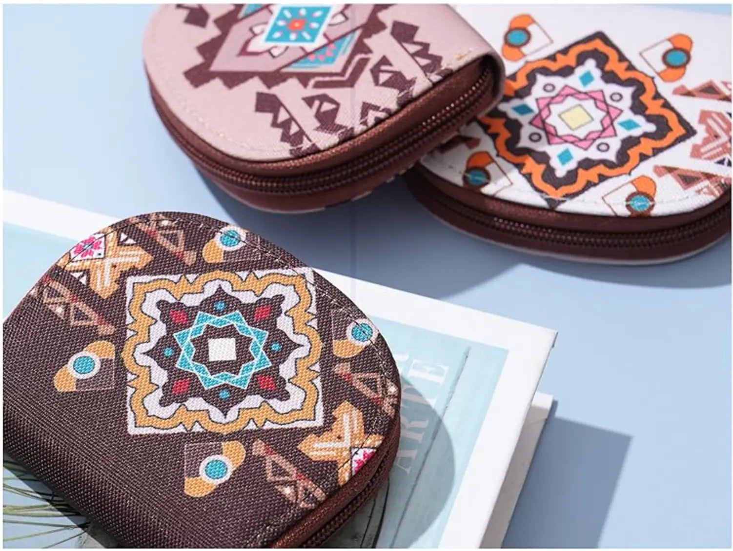 Fendiz Trendy small crossbody bags Style Mini Wallet Change Purse Aztec Pattern Coin Pouch
